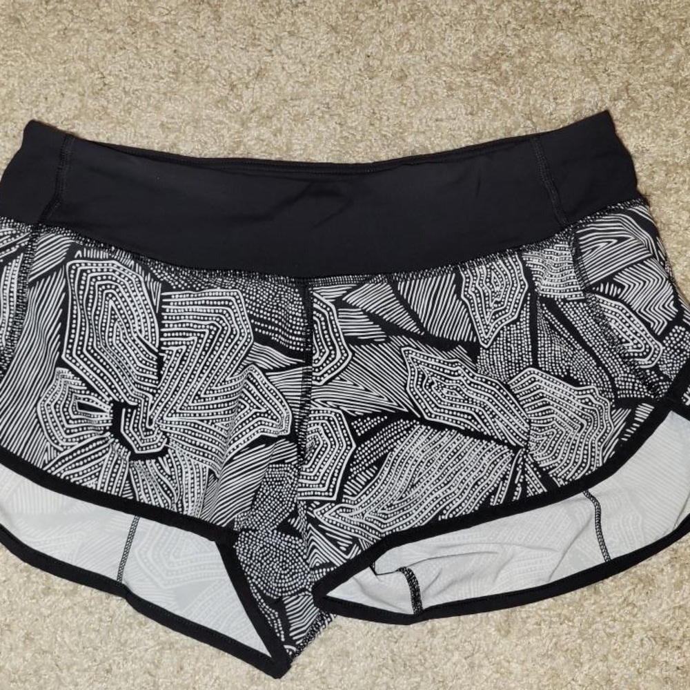 Lululemon Speed Up Short